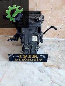 Renault Clio Kalorifer Kutusu çıkma parça