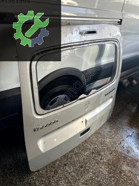 Renault Kangoo Bagaj Kapağı çıkma parça