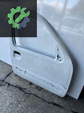Renault Kangoo Sağ Ön Kapı çıkma parça