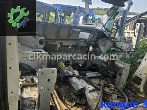 Renault Kangoo Ön Şasi çıkma parça
