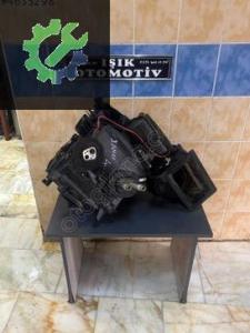 RENO KANGOO 4 KLİMALI KALORİFER KAZANI KUTUSU ÇIKMA ORJİNAL