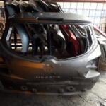 reno megane arka bagaj kapısı çıkma orjinal parçalar