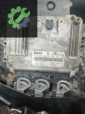 Renault Trafic Motor Beyni çıkma parça
