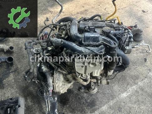 Renault Trafic Motor Komple çıkma parça