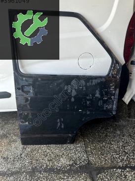 Renault Trafic Sağ Ön Kapı çıkma parça