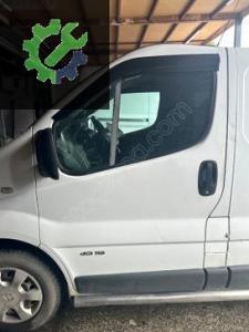 Reno trafic sol ön kapı dolu hatasız