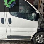 Reno trafik sağ ön kapı hatasız