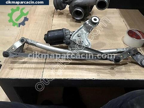 Renault Megane Ön Silecek Motoru çıkma parça
