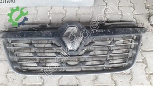 Renault Master Ön Panjur çıkma parça