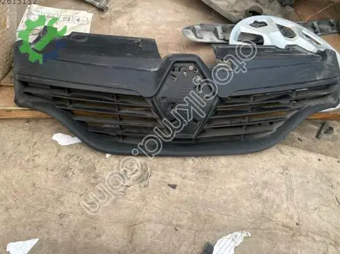 Renault Clio Ön Panjur çıkma parça