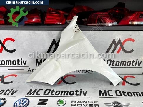 Renault R19 Çamurluk çıkma parça