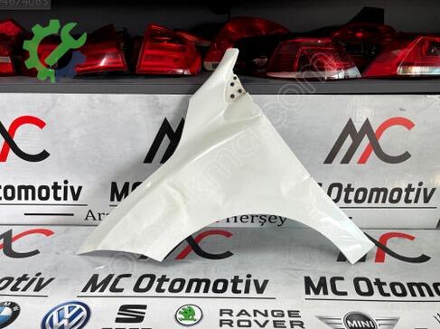 Renault R 19 Çamurluk çıkma parça