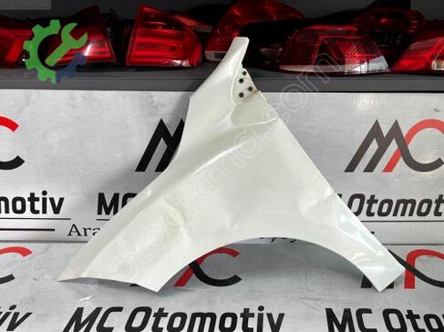 Renault R19 Çamurluk MEGAN3SOL çıkma parça