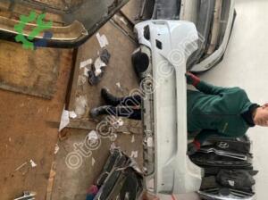 Renult megane 4 arka tampon çıkma orijinaldir