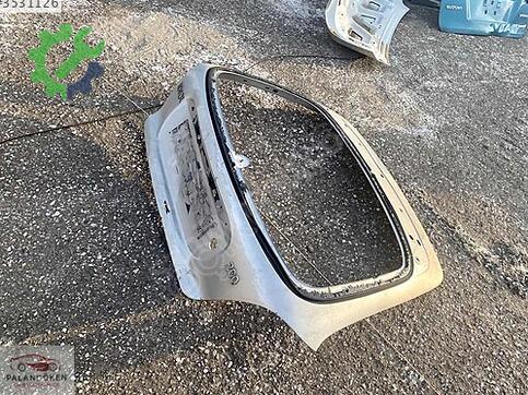 Mercedes-Benz 200 Bagaj Kapağı çıkma parça
