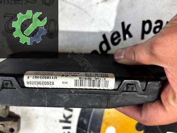Dacia Sandero Beyin 8200856659 çıkma parça