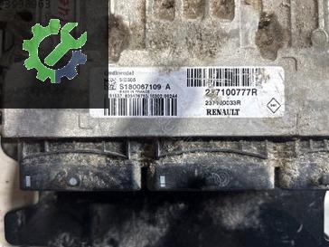 Renault Scenic Motor Beyni S180067109A-237100777R-237100033R çıkma parça