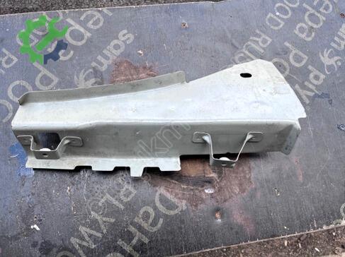 Volkswagen Jetta Çamurluk Sacı 5C6810136 çıkma parça
