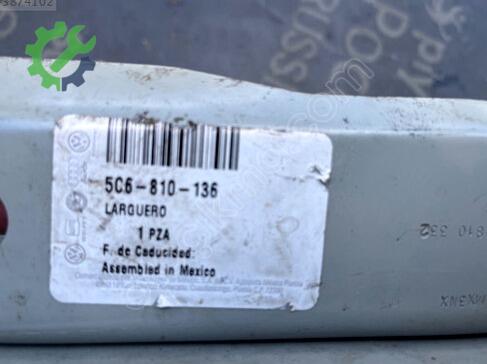 Volkswagen Jetta Çamurluk Sacı 5C6810136 çıkma parça