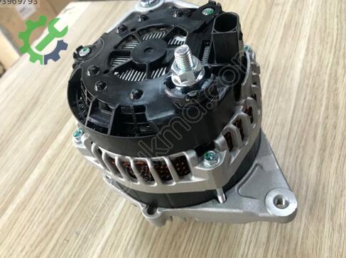 Mitsubishi L200 Şarj Dinamosu 1800A543 çıkma parça