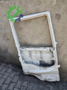 Scania 420 Sol Ön Kapı çıkma parça