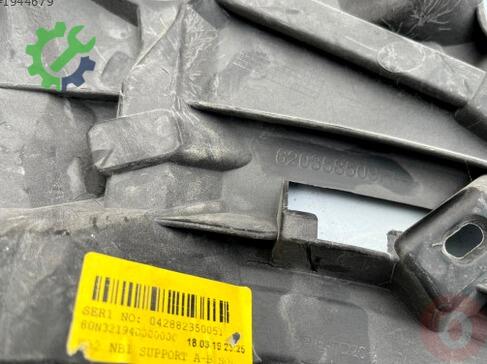 Renault Scenic Tampon Braketi çıkma parça