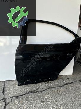 Skoda Superb Sol Arka Kapı çıkma parça