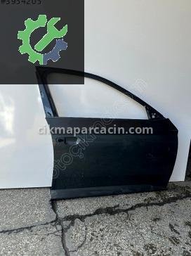 Skoda Superb Sağ Ön Kapı çıkma parça