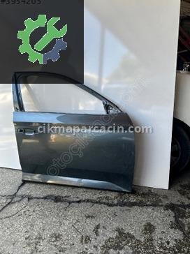 Skoda Superb Sağ Ön Kapı çıkma parça