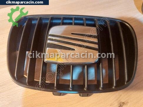 Seat Ateca Ön Panjur çıkma parça
