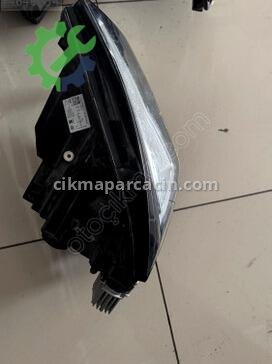 Seat Ateca Sağ Ön Far çıkma parça