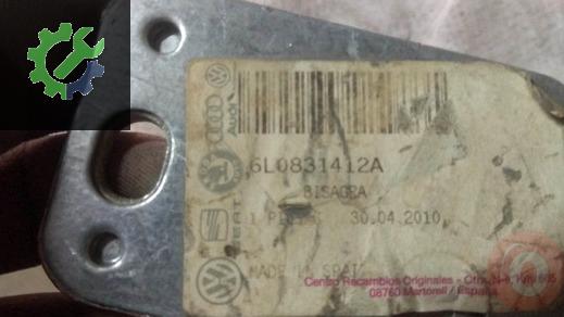 Seat Cordoba Kapı Menteşesi 6L0831412 çıkma parça