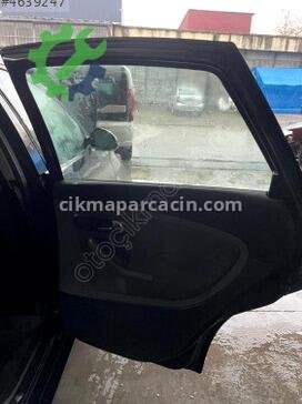 Seat Cordoba Sağ Arka Kapı çıkma parça