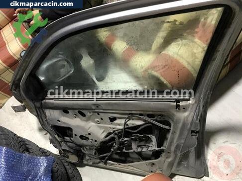 Seat Cordoba Sağ Ön Kapı çıkma parça