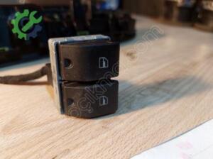 Seat Ibiza 2002-2009 Orijinal Çıkma Cam Açma Düğmesi