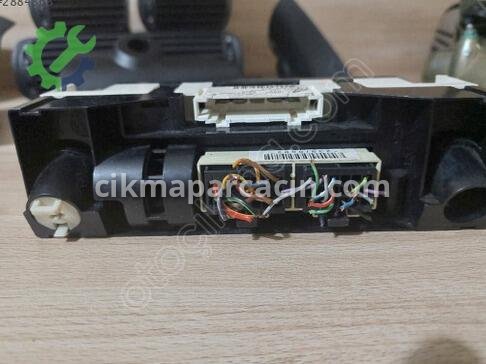 Seat Ibiza Klima Kontrol Paneli 6L0820045 çıkma parça