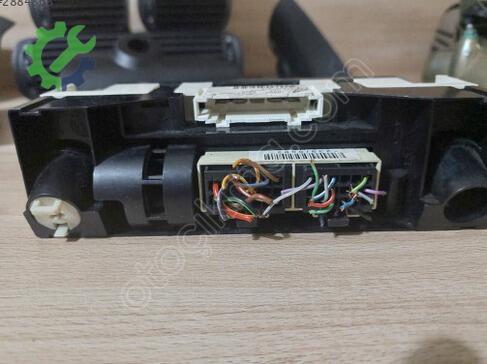 Seat Ibiza Klima Kontrol Paneli 6L0820045 çıkma parça