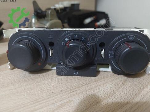 Seat Ibiza Klima Kontrol Paneli 6L0820045 çıkma parça