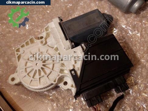 Seat Cordoba Ön Cam çıkma parça