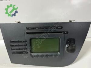 SEAT LEON 1P1035152N87 ÇIKMA TEYP
