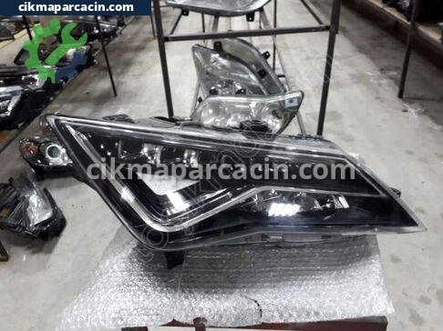 Seat Leon LED Far çıkma parça