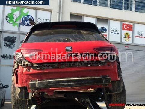 Seat Leon Bagaj Kapağı çıkma parça