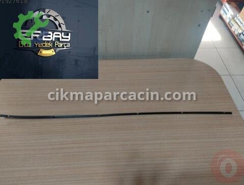 Seat Leon Ön Cam Izgarası 5F0854542 çıkma parça