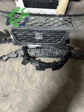 Seat Leon Ön Panjur çıkma parça