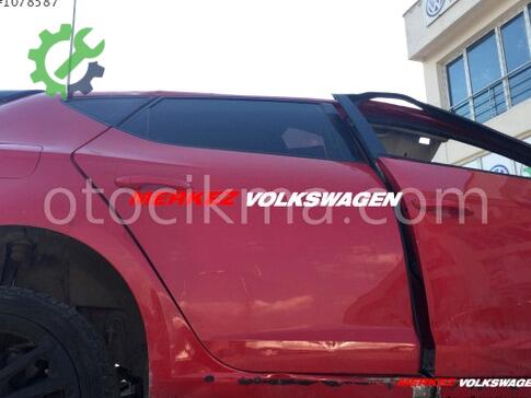 Seat Leon Sağ Arka Kapı çıkma parça