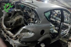 Çıkma Orijinal Arka Tavan Sacı Seat Toledo Kesme