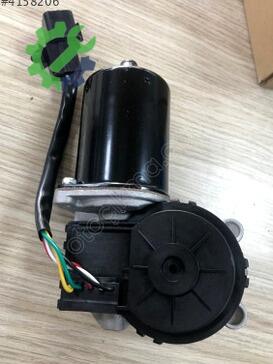 Hyundai ix35 Ön Silecek Motoru 98110-2S000 çıkma parça