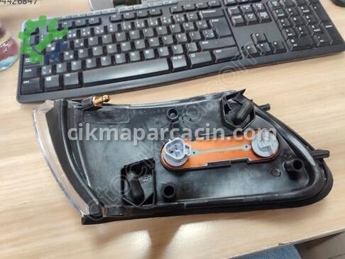 Toyota Corolla Sinyal Lambası 81620-12530 çıkma parça