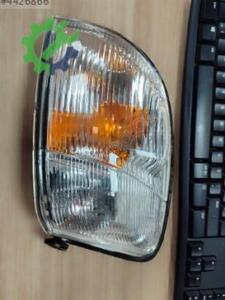SİNYAL LAMBASI ÖN D-22 PICK-UP 98-02 AMPULLU DUYLU SAĞ