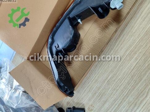 Mitsubishi L300 Sinyal Lambası MB831288-DEPO çıkma parça